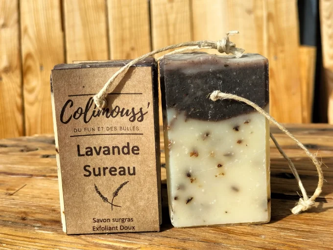 Savon  surgras  "Lavande-Sureau" exfoliant aux fleurs de Provence